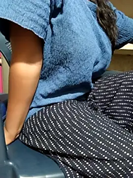 Aaradhya Sharma online show from December 18, 9:03 am