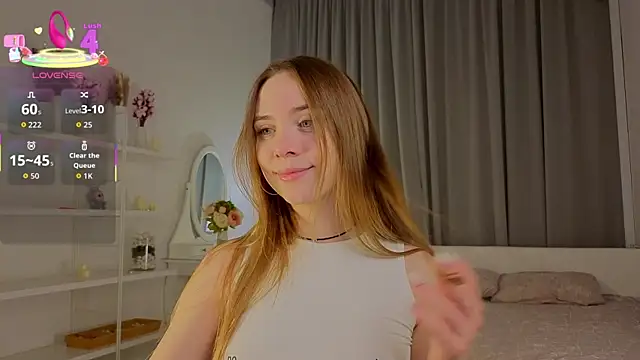 CarollSmithh online show from October 16, 8:39 pm