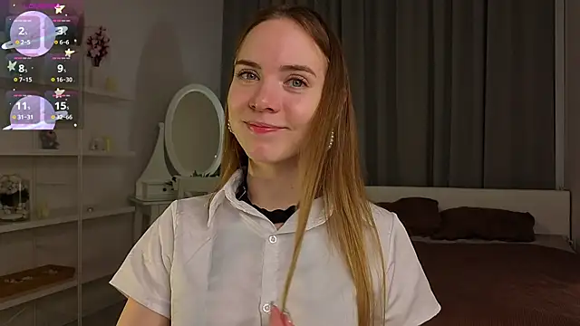 CarollSmithh online show from November 7, 8:35 pm