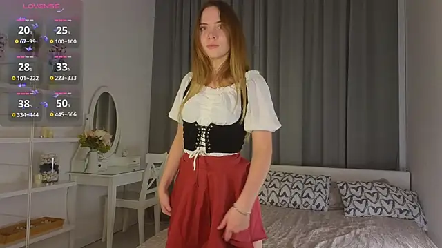 CarollSmithh online show from September 20, 8:25 pm