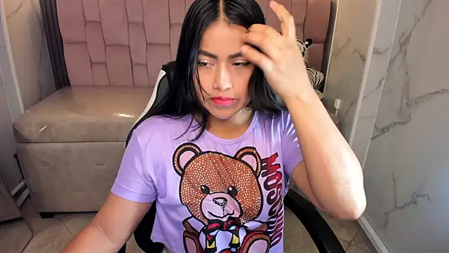 Snapshot of Victoria_b_ chatting on October 9, 12:38 pm Victoria b online show from October 9, 12:38 pm