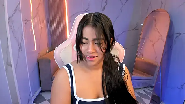Snapshot of Victoria_b_ chatting on October 10, 8:09 pm Victoria b online show from October 10, 8:09 pm