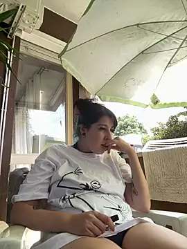 Snapshot of ilaria_miss98 chatting on June 9, 12:39 pm ilaria miss98 online show from June 9, 12:39 pm