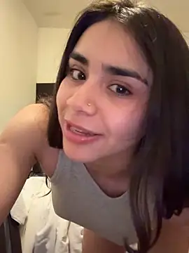 Snapshot of Ariovalle chatting on February 11, 5:51 am Ariovalle online show from February 11, 5:51 am