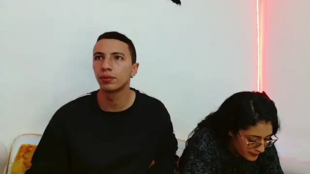 Snapshot of Luna_Noire1 chatting on January 14, 12:03 am Luna Noire1 online show from January 14, 12:03 am