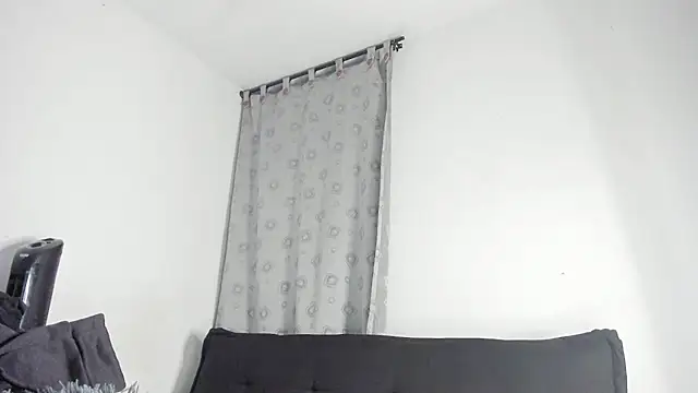 mila dash online show from October 10, 1:17 am