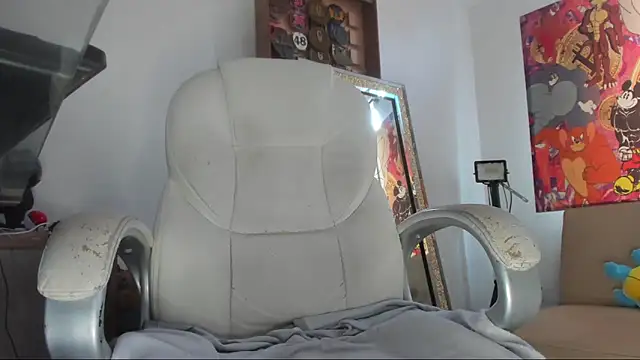 mila dash online show from November 14, 11:47 am