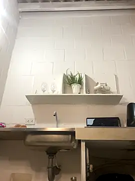 Jessyivonne online show from October 27, 3:51 am