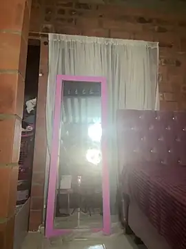 Jessyivonne online show from April 18, 9:55 am