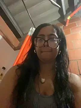 Jessyivonne online show from September 22, 4:07 am