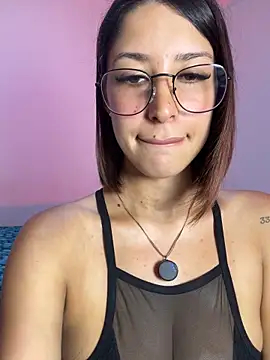 luvely online show from March 13, 2:16 am