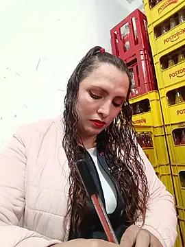 Snapshot of VERONICA__03 chatting on September 29, 1:39 pm VERONICA 03 online show from September 29, 1:39 pm