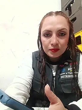 Snapshot of VERONICA__03 chatting on October 16, 2:14 pm VERONICA 03 online show from October 16, 2:14 pm