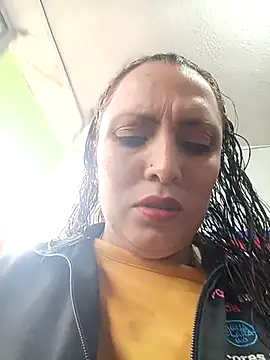 Snapshot of VERONICA__03 chatting on September 18, 2:42 pm VERONICA 03 online show from September 18, 2:42 pm