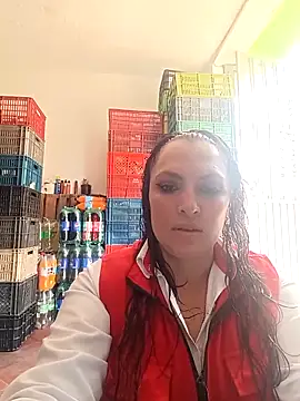 Snapshot of VERONICA__03 chatting on December 3, 1:10 pm VERONICA 03 online show from December 3, 1:10 pm