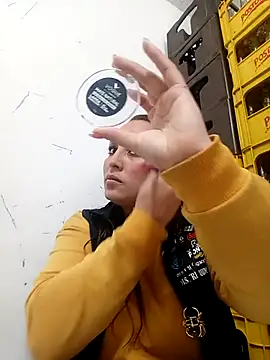 Snapshot of VERONICA__03 chatting on November 1, 2:22 pm VERONICA 03 online show from November 1, 2:22 pm