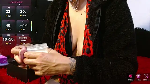 Divinejewel444 online show from November 5, 7:11 am