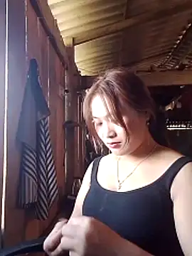 Snapshot of lusy-bae chatting on November 24, 5:40 am lusy-bae online show from November 24, 5:40 am