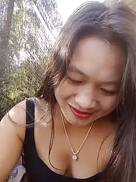 Snapshot of lusy-bae chatting on October 23, 1:15 am lusy-bae online show from October 23, 1:15 am