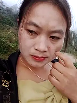 Snapshot of lusy-bae chatting on October 28, 12:33 am lusy-bae online show from October 28, 12:33 am