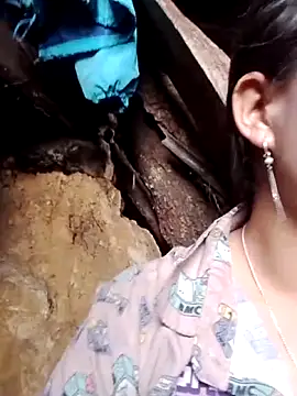 Snapshot of lusy-bae chatting on October 26, 5:41 am lusy-bae online show from October 26, 5:41 am