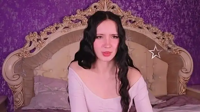 GraceMartinos online show from September 12, 10:31 pm