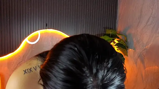 Snapshot of Hollypeyton_Tp chatting on September 9, 8:07 pm Hollypeyton Tp online show from September 9, 8:07 pm