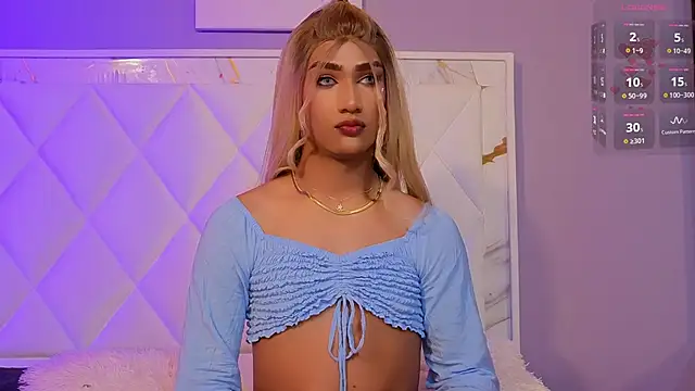 melody-rouss online show from February 26, 1:11 pm