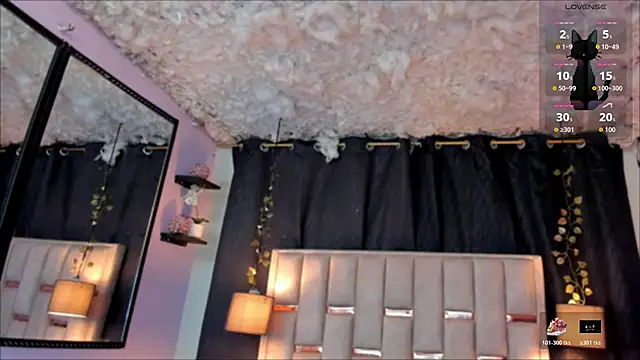 melody-rouss online show from October 25, 3:17 am