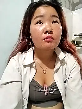 lylylove online show from March 29, 12:23 am