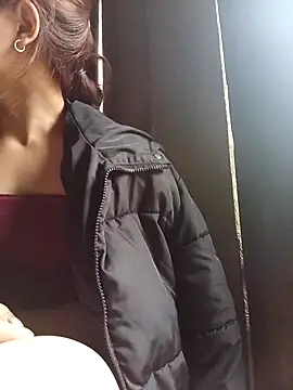 Ngocmi909 online show from March 22, 3:21 am