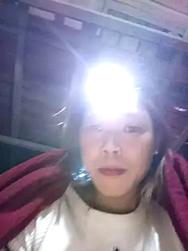 Snapshot of Ngocmi909 chatting on December 2, 12:18 pm Ngocmi909 online show from December 2, 12:18 pm