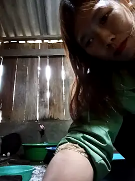 Ngocmi909 online show from December 17, 1:43 am