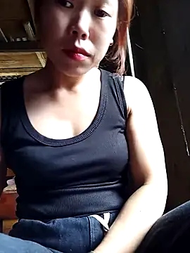 Ngocmi909 online show from March 26, 12:42 am