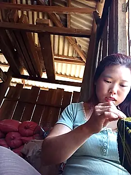 Ngocmi909 online show from February 27, 7:19 am