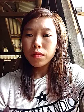 Snapshot of Ngocmi909 chatting on October 26, 8:26 am Ngocmi909 online show from October 26, 8:26 am