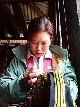 Ngocmi909 online show from March 17, 6:49 am