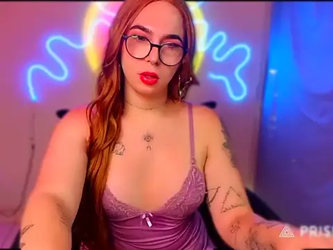 Snapshot of VIckSexyDoll chatting on September 9, 11:19 am VIckSexyDoll online show from September 9, 11:19 am