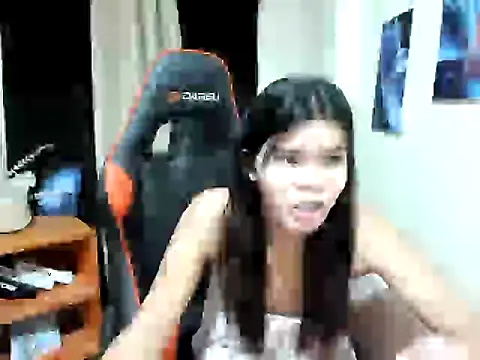 Snapshot of dianne_swift chatting on July 14, 11:11 pm dianne swift online show from July 14, 11:11 pm