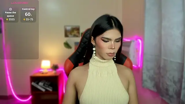 Snapshot of dianne_swift chatting on November 26, 12:05 pm dianne swift online show from November 26, 12:05 pm