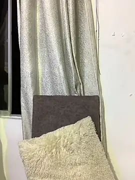 Kylie Patrick online show from November 4, 1:09 am