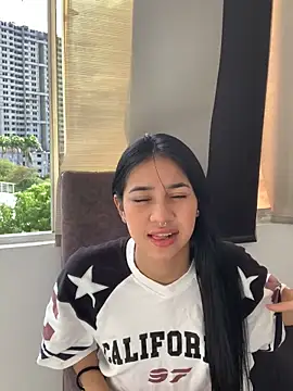 Kylie Patrick online show from October 24, 8:41 pm