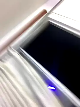 Kylie Patrick online show from November 22, 1:15 am