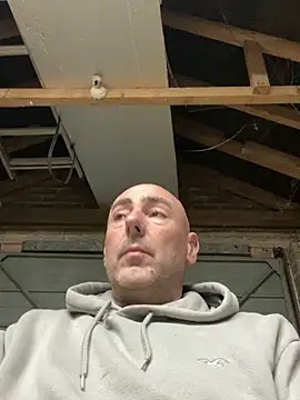 Richmcgee online show from March 21, 8:24 pm