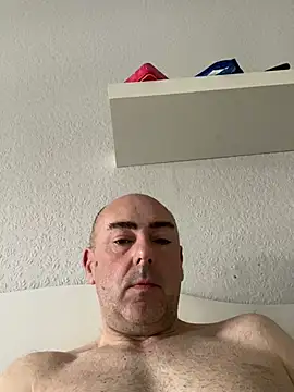 Richmcgee online show from March 29, 8:38 am