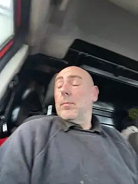 Richmcgee online show from March 30, 6:48 am