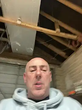 Richmcgee online show from April 5, 7:20 pm