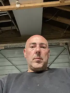 Snapshot of Richmcgee chatting on June 9, 7:26 pm Richmcgee online show from June 9, 7:26 pm