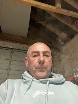 Richmcgee online show from March 31, 7:27 pm