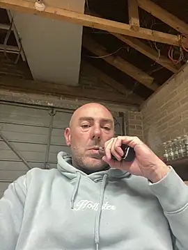 Richmcgee online show from March 30, 7:48 pm